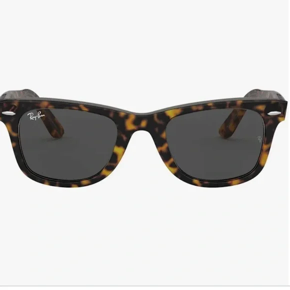Ray-Ban Tortoise Wayfarer with fun inner pinstripe. Ray-ban Wayfarer RB2140 - 2020 Vision Care main image 3